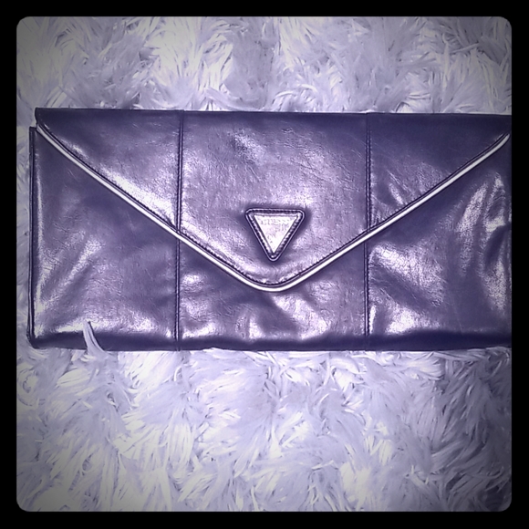 Guess clutch bag - Picture 1 of 8